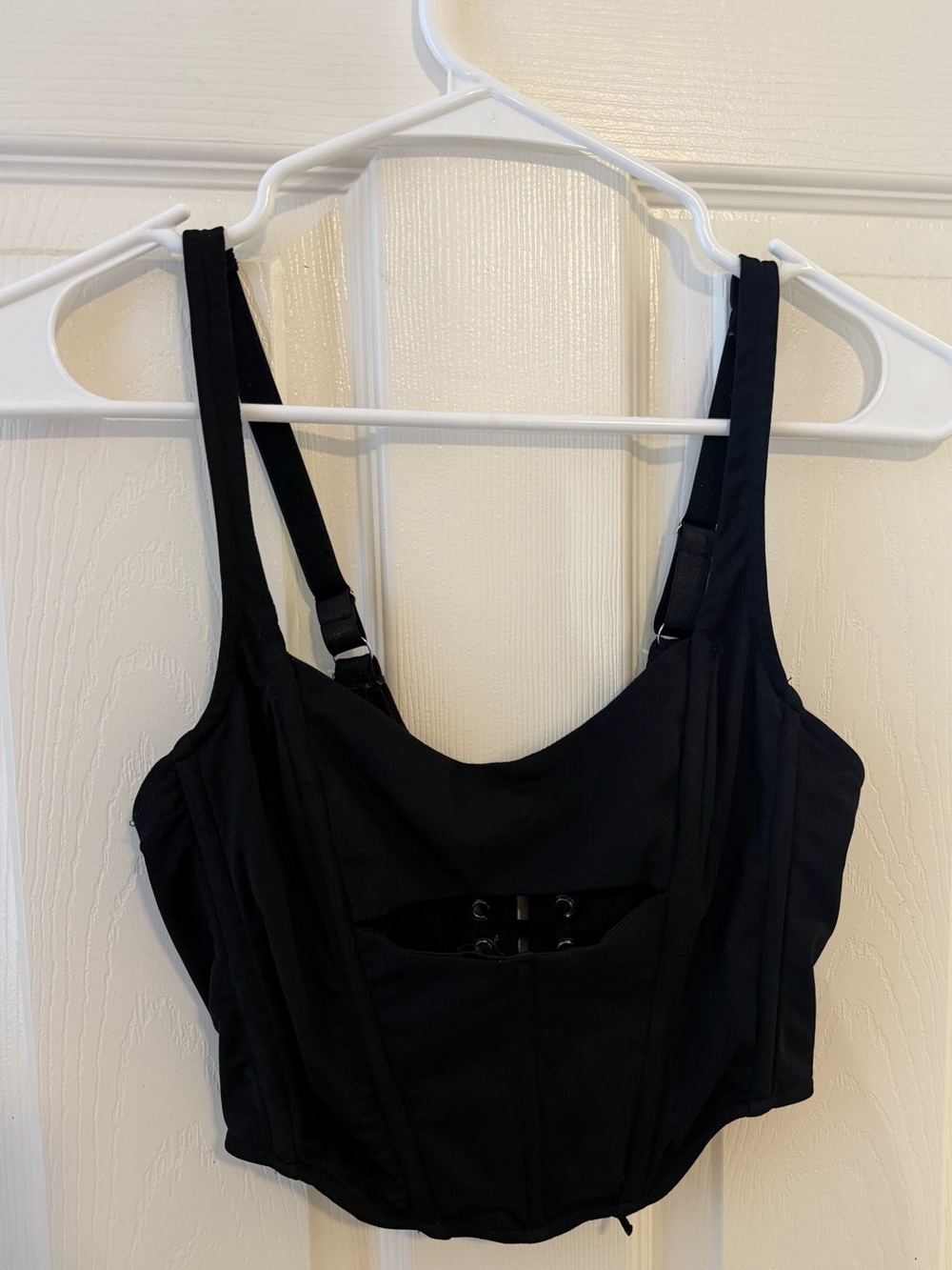 Edikted Tank Top - Picture 3 of 6